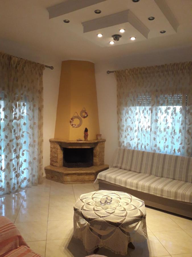 Villa Erasmia Dekarcho Kültér fotó