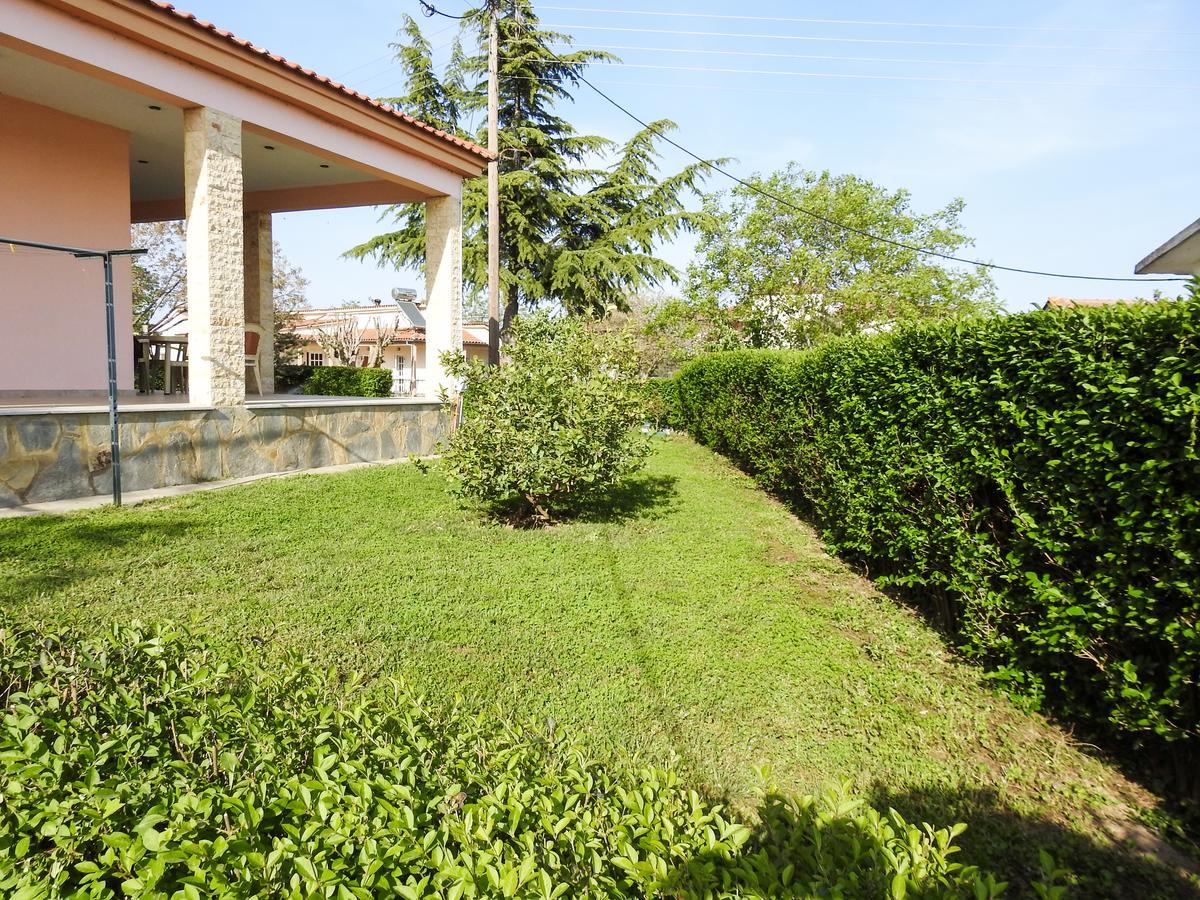 Villa Erasmia Dekarcho Kültér fotó